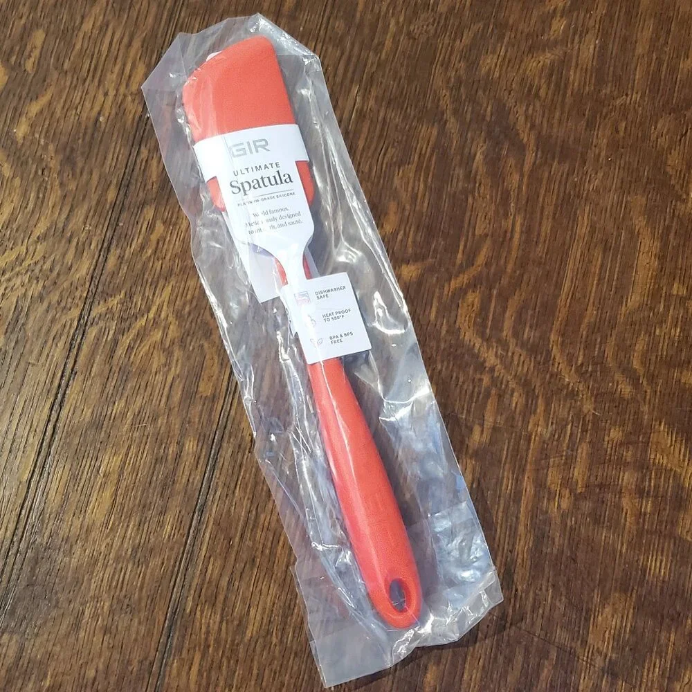 NIP GIR Ultimate Spatula in Red